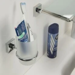 Tiger Bekerhouder Melbourne Hangend Met Beker Chroom 7 Tiger Bekerhouder Melbourne Hangend Met Beker Chroom -Badkamer Winkel 123 1505