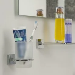 Tiger Bekerhouder Melbourne Hangend Met Beker Chroom 8 Tiger Bekerhouder Melbourne Hangend Met Beker Chroom -Badkamer Winkel 123 1506