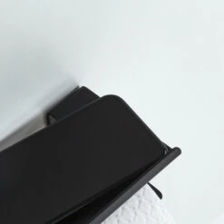 Tiger Colar Toiletrolhouder Met Planchet Zwart 17 Tiger Colar Toiletrolhouder Met Planchet Zwart -Badkamer Winkel 123 3455