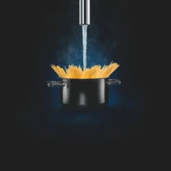 Grohe Red Compact Keukenkraan Met C-uitloop En 4 Liter Kokend Water Boiler Supersteel -Badkamer Winkel 123 4300